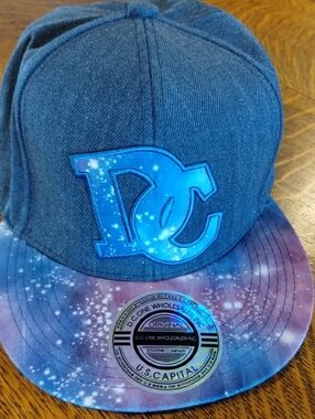 DC Galaxy-Print Snapback Hat - Navy & Purple-Blue